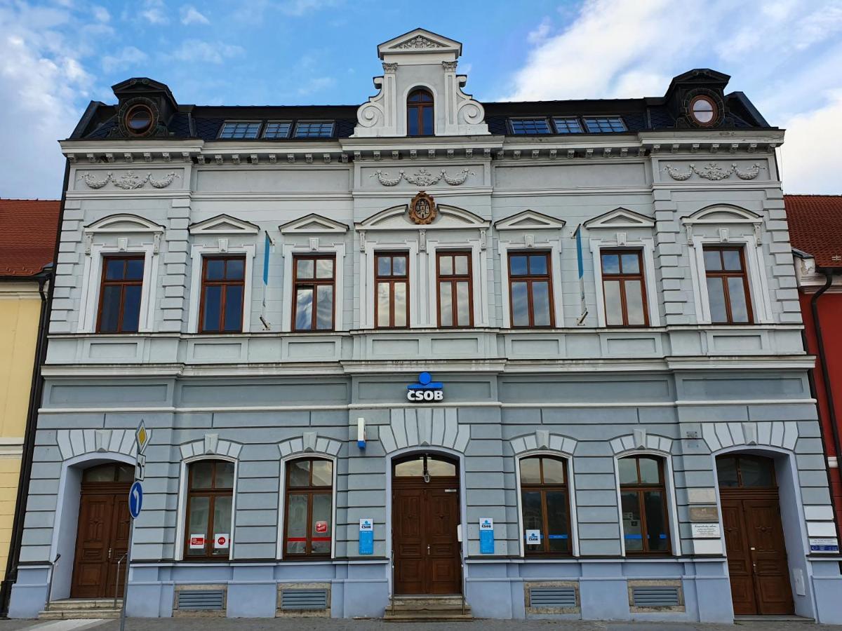 Apartmany Etenia Кадань Екстер'єр фото