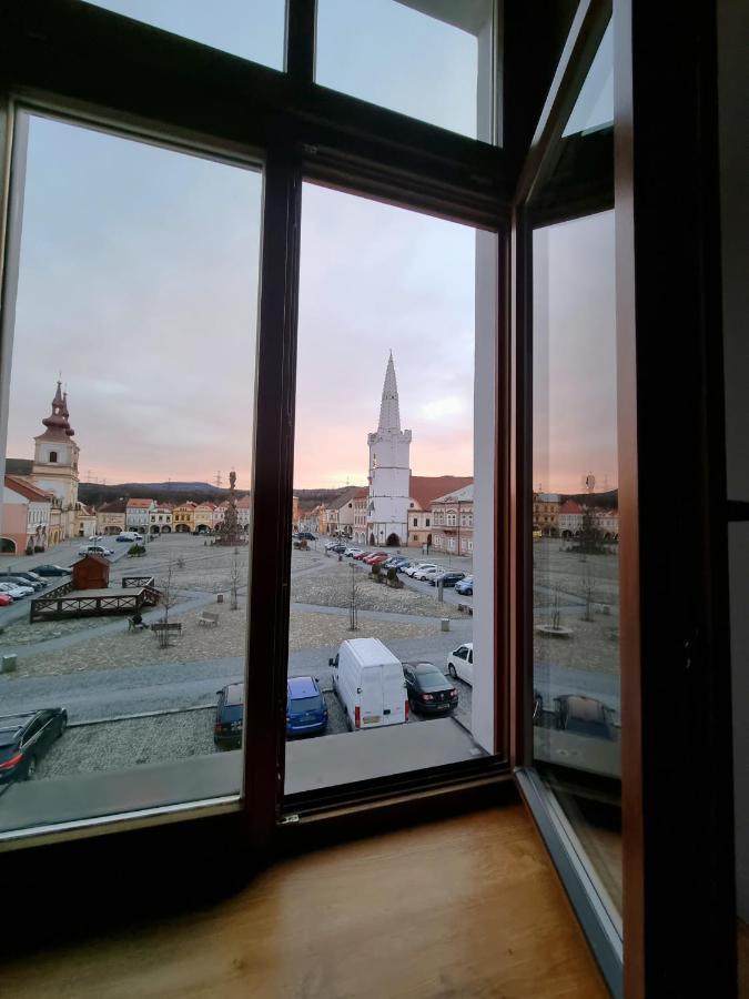Apartmany Etenia Кадань Екстер'єр фото